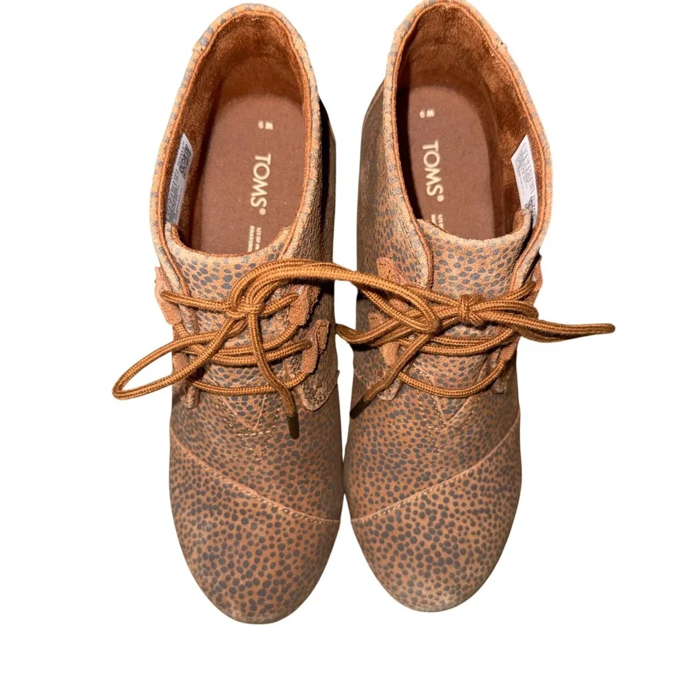 Toms kala wedge